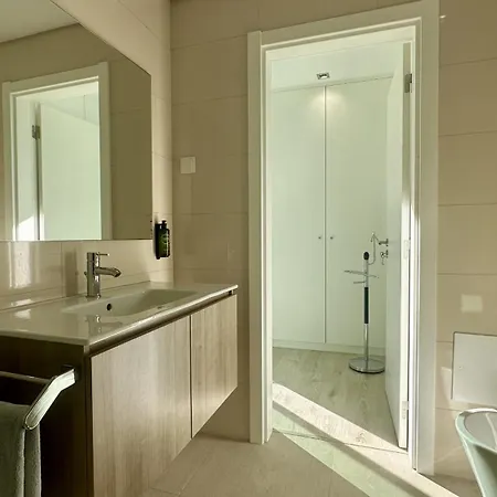 Lua By Check-in Portugal * 알부페이라